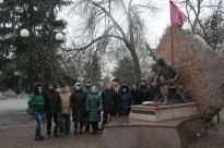 25 декабря возложены цветы к Мемориальному комплексу воинов-интернационалистов в Парке Славы