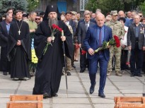 ПОКИ НЕ ПОХОВАНИЙ ОСТАННІЙ СОЛДАТ…