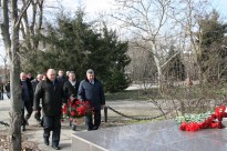 Покладання квітів до меморіалу воїнів-інтернаціоналістів у парку Слави
