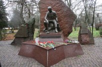  25 грудня покладені квіти до Меморіального комплексу воїнів-інтернаціоналістів в Парку Слави