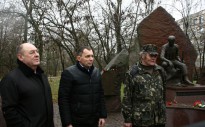  25 грудня покладені квіти до Меморіального комплексу воїнів-інтернаціоналістів в Парку Слави